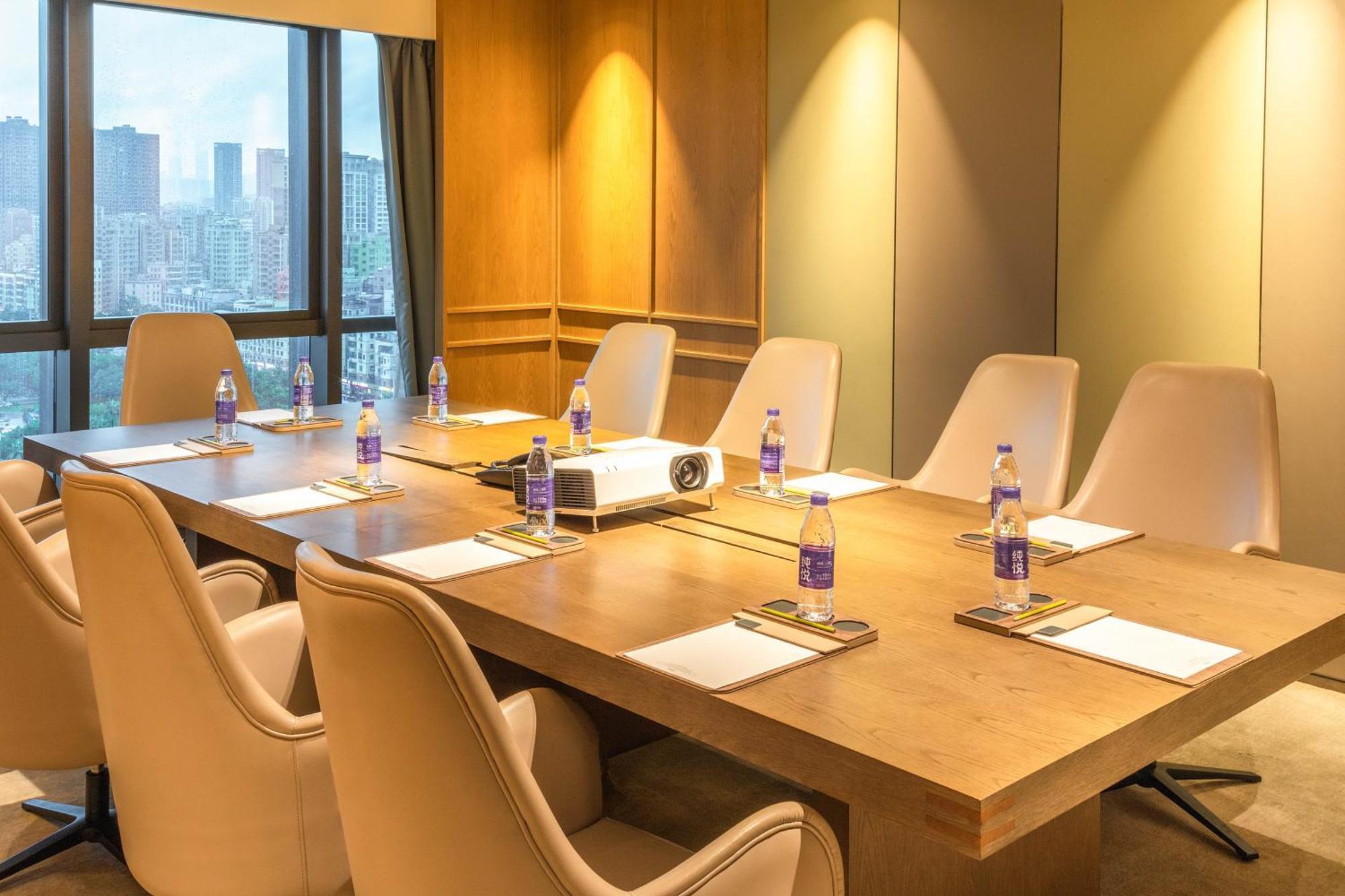 Doubletree By Hilton Hotel Shenzhen Longhua, Near Huawei, Foxcnn, Shenzhen North Railway, Uniwalk & Uniworld Shopping Mall, Sam'S Club Exterior photo
