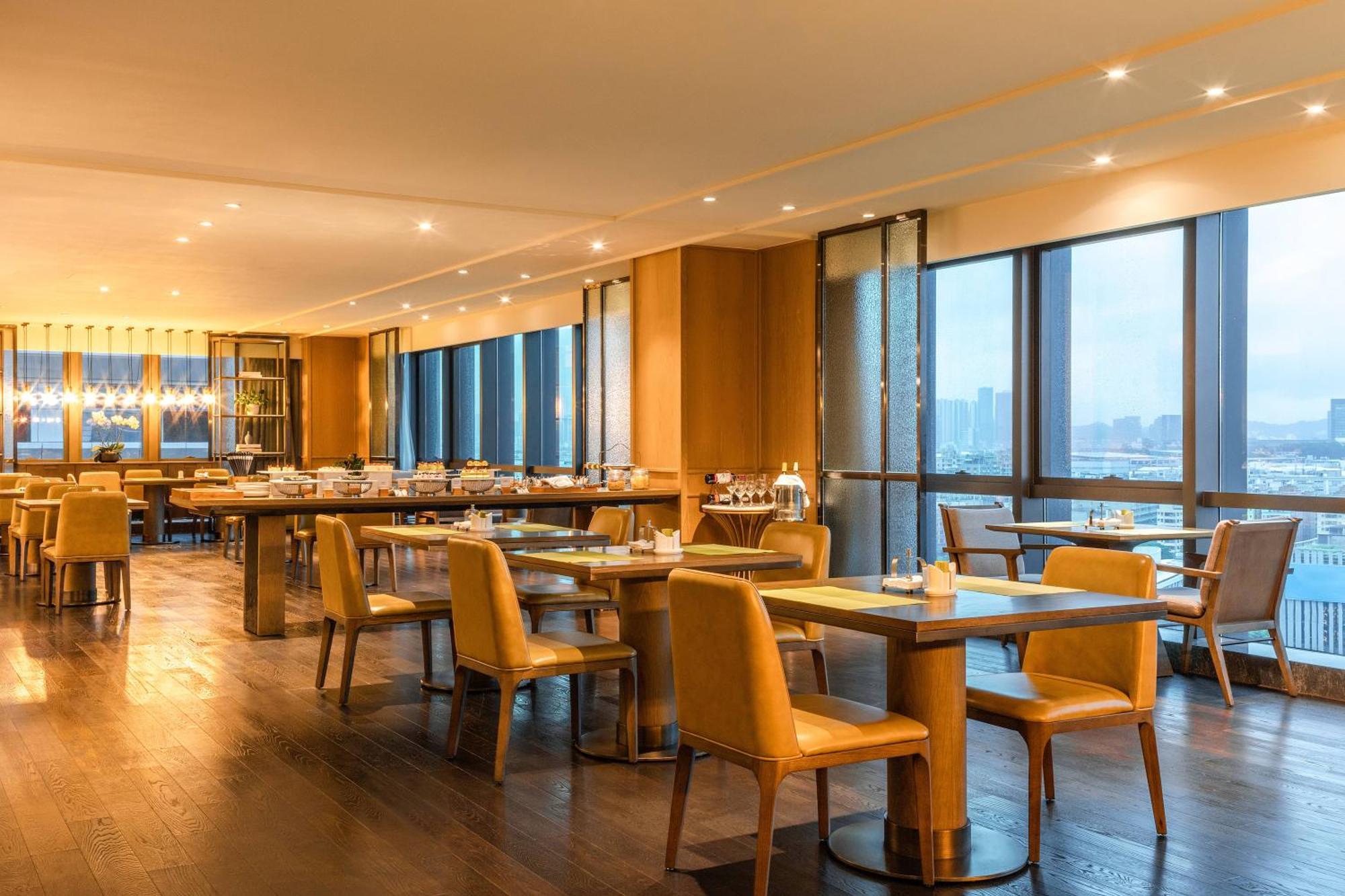 Doubletree By Hilton Hotel Shenzhen Longhua, Near Huawei, Foxcnn, Shenzhen North Railway, Uniwalk & Uniworld Shopping Mall, Sam'S Club Exterior photo