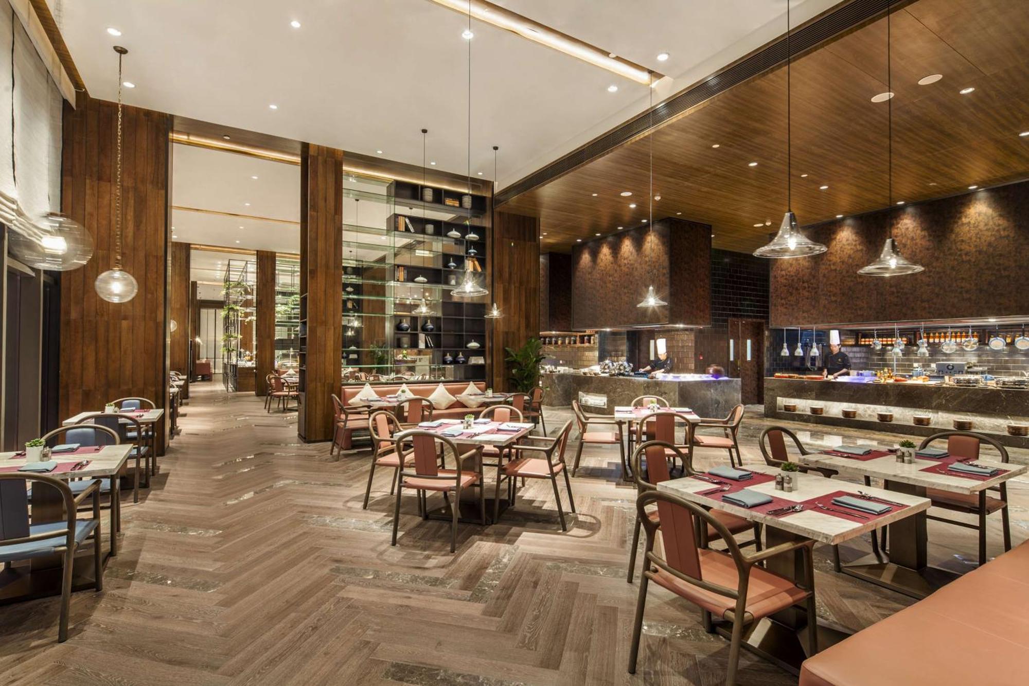Doubletree By Hilton Hotel Shenzhen Longhua, Near Huawei, Foxcnn, Shenzhen North Railway, Uniwalk & Uniworld Shopping Mall, Sam'S Club Exterior photo